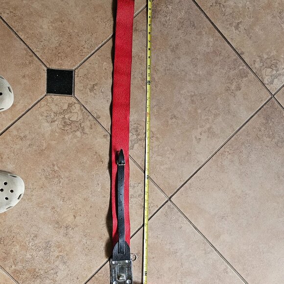 WE Red and Black Scott Leather Kilt Belt with chrome finish Buckle - Picture 8 of 11